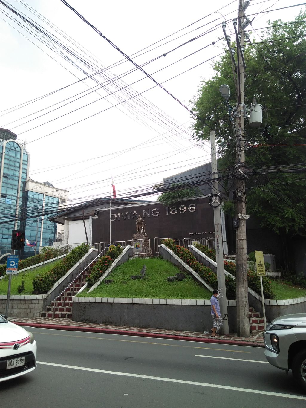 Diwa ng 1896 Monument (formerly the Original Pinaglabanan Shrine)