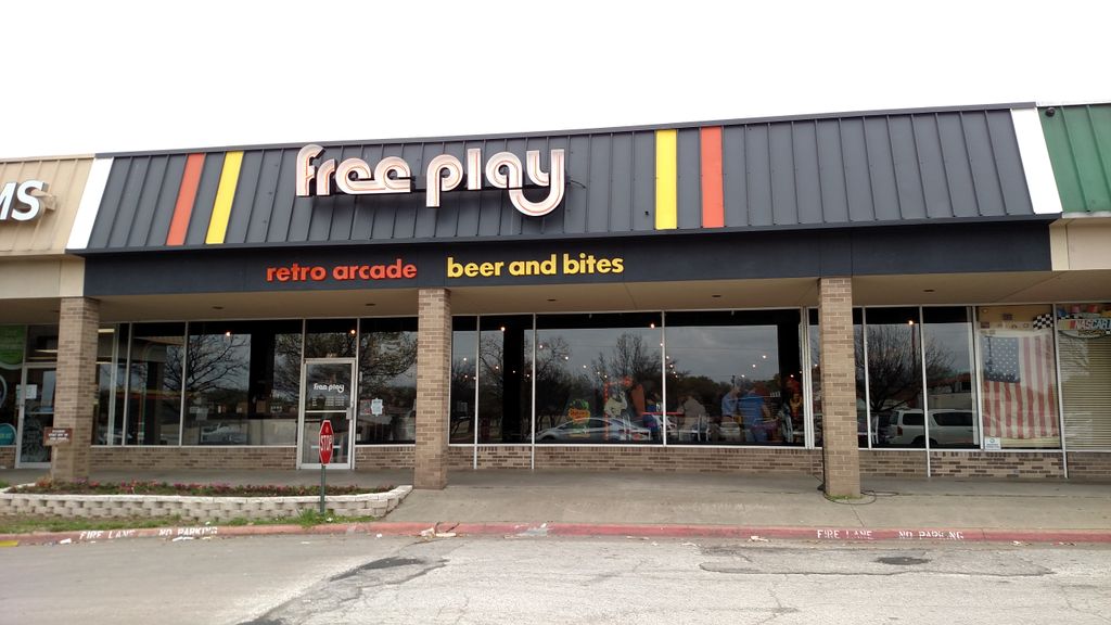 Free Play Arcade - Richardson