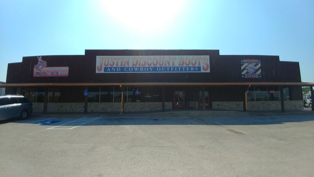 Justin Discount Boots & Cowboy Outfitters