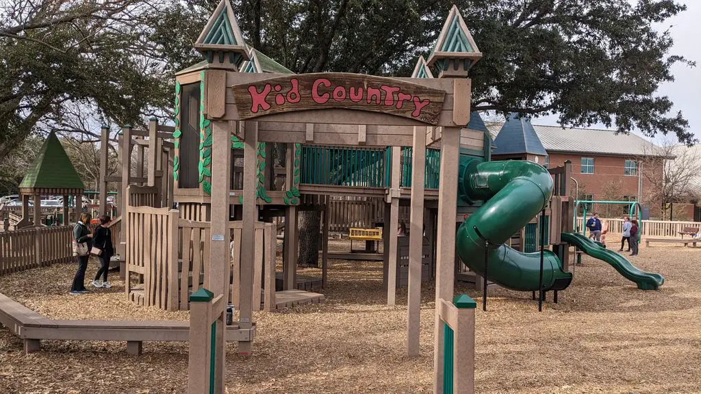 Kid Country Playground