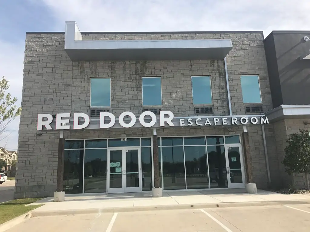 Red Door Escape Room - Plano