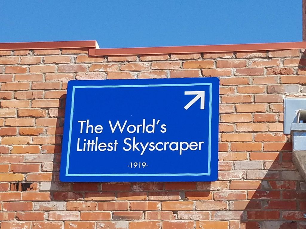 The World's Littlest Skyscraper