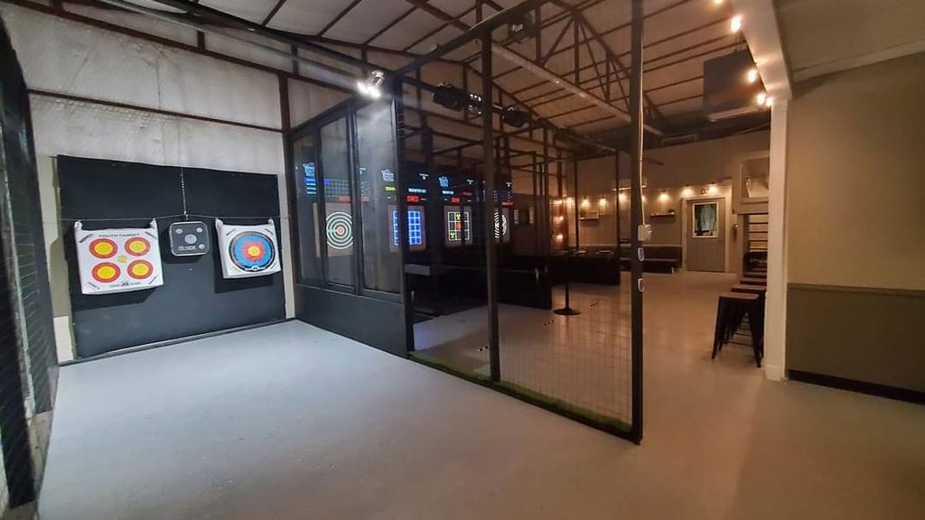 Tomahawk Studios - Axe Throwing and Archery