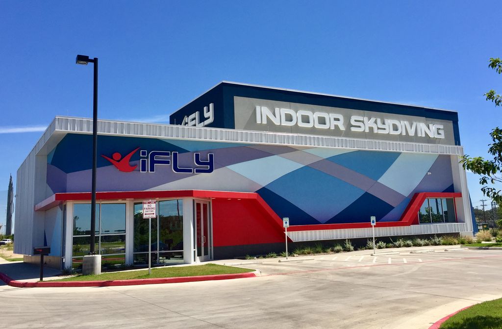 iFLY Indoor Skydiving - San Antonio