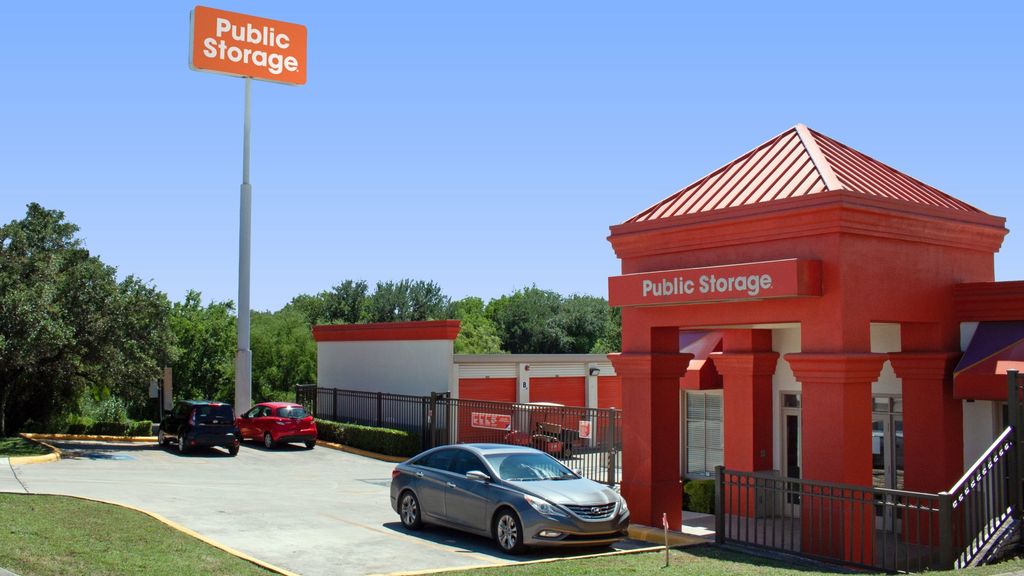 Public-Storage