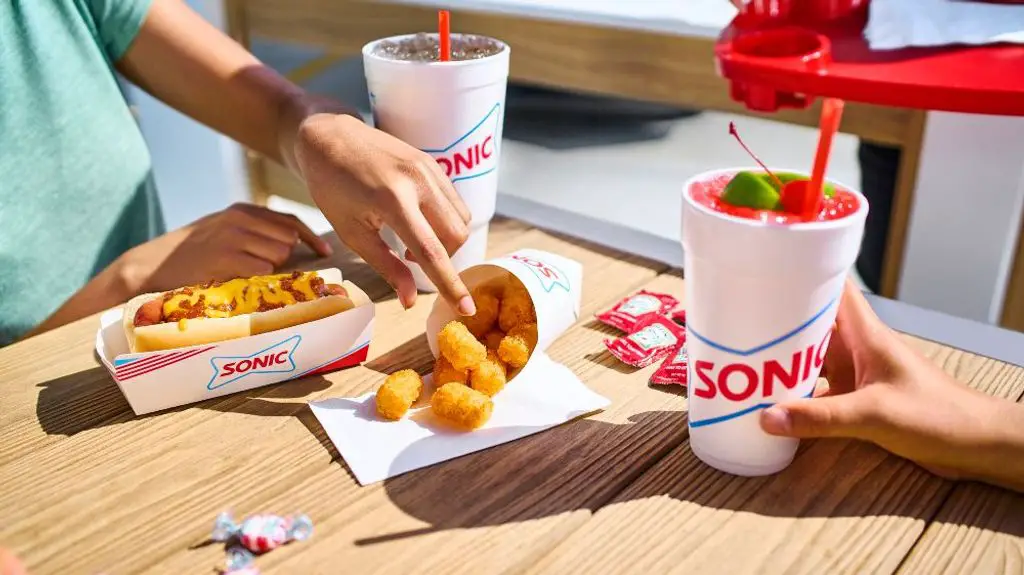 Sonic-Drive-In-1
