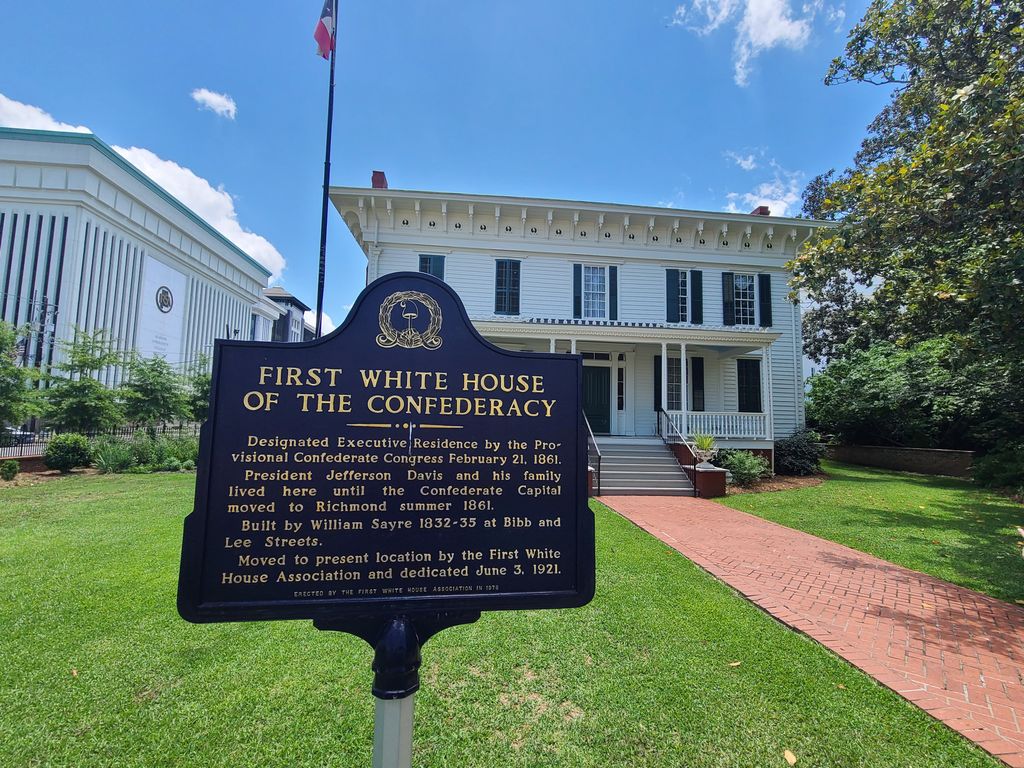 The-First-White-House-of-the-Confederacy-1